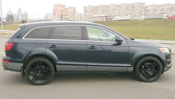 Audi Q7 4L, 7 мест, 2007 г.