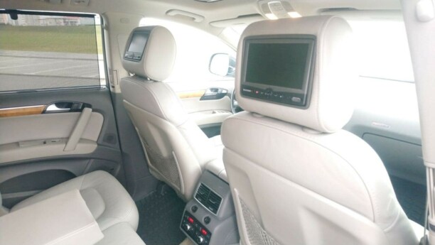 Audi Q7 4L, 7 мест, 2007 г.
