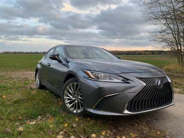 Lexus ES VII, 2019 г.