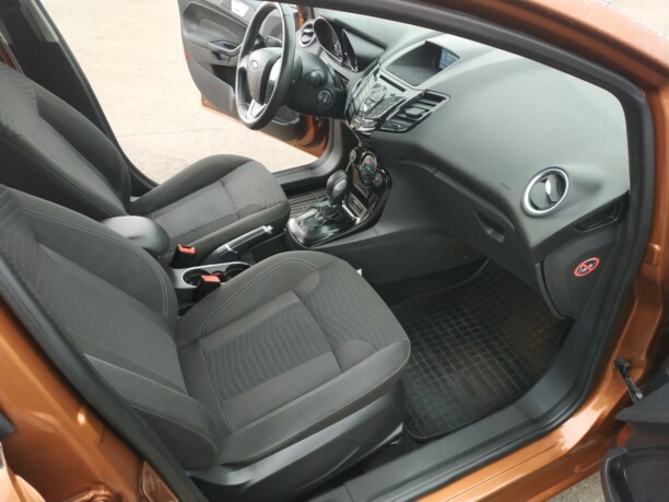 Ford Fiesta VI · Рестайлинг, 2016 г.