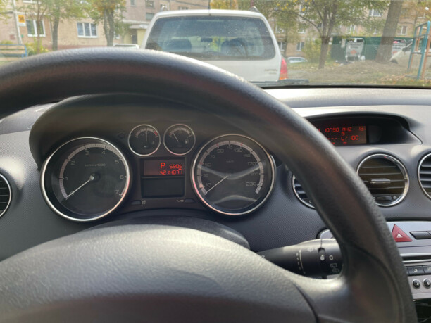 Peugeot 308 T7 · Рестайлинг, 2011 г.