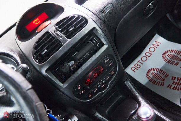 Peugeot 206 I, 2001 г.