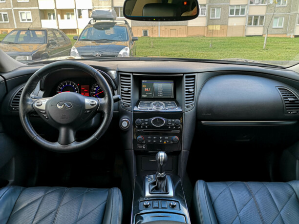 Infiniti FX II, 2010 г.