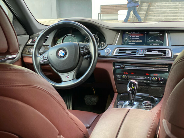 BMW 7 серия F02 (Long), 2013 г.