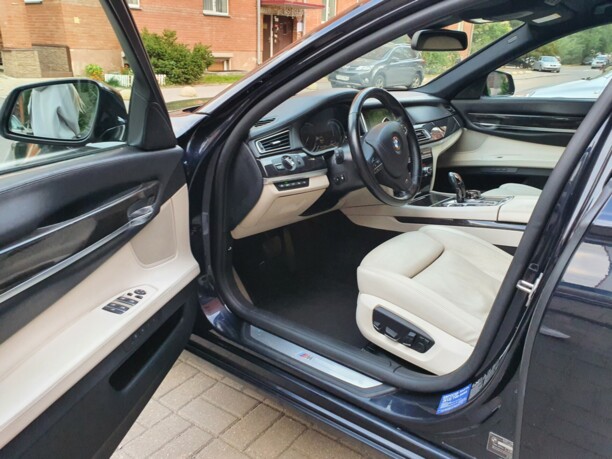 BMW 7 серия F01, F04, 2013 г.