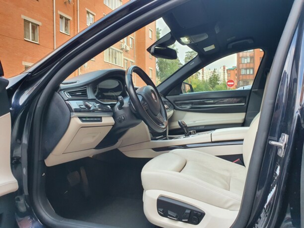 BMW 7 серия F01, F04, 2013 г.