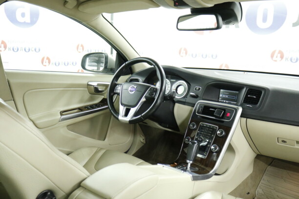 Volvo S60 II, 2010 г.