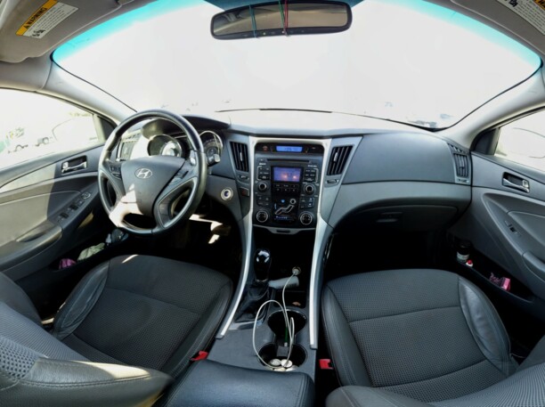 Hyundai Sonata YF, 2010 г.