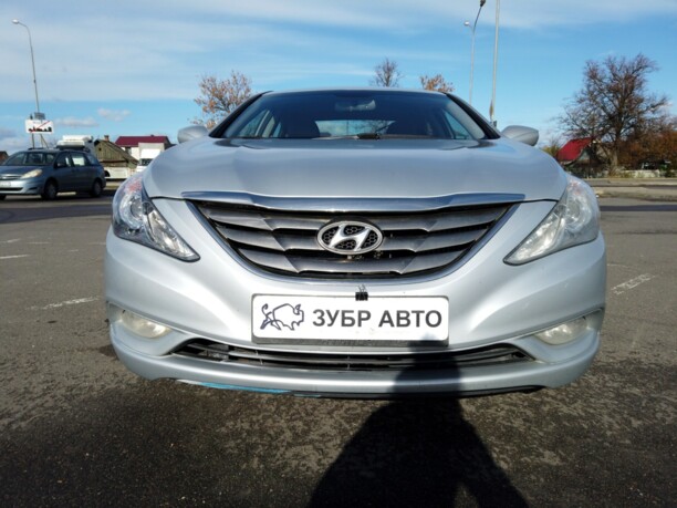 Hyundai Sonata YF, 2010 г.