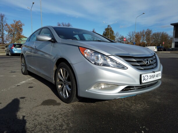 Hyundai Sonata YF, 2010 г.