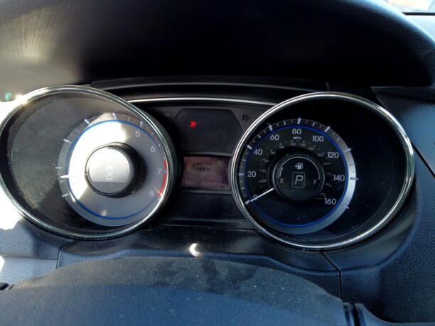 Hyundai Sonata YF, 2010 г.