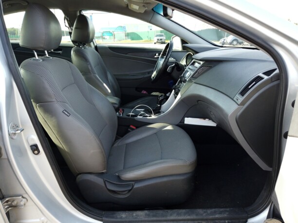 Hyundai Sonata YF, 2010 г.