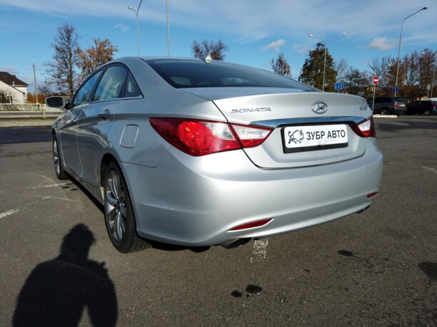 Hyundai Sonata YF, 2010 г.