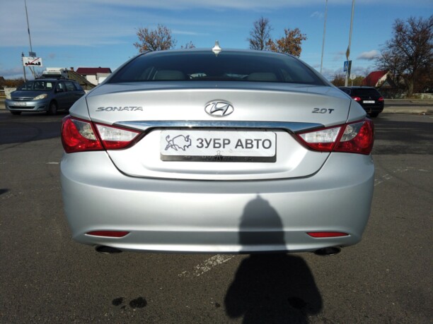 Hyundai Sonata YF, 2010 г.