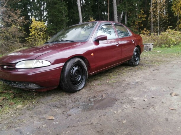 Ford Mondeo I, 1996 г.