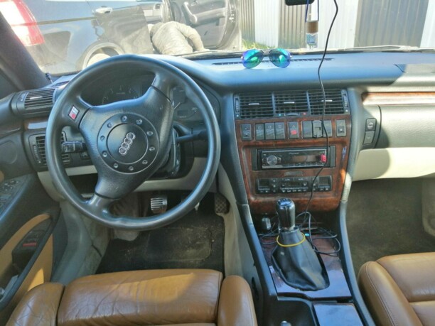 Audi A8 D2, 1995 г.