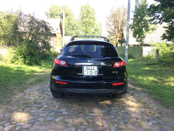 Infiniti FX I, 2004 г.