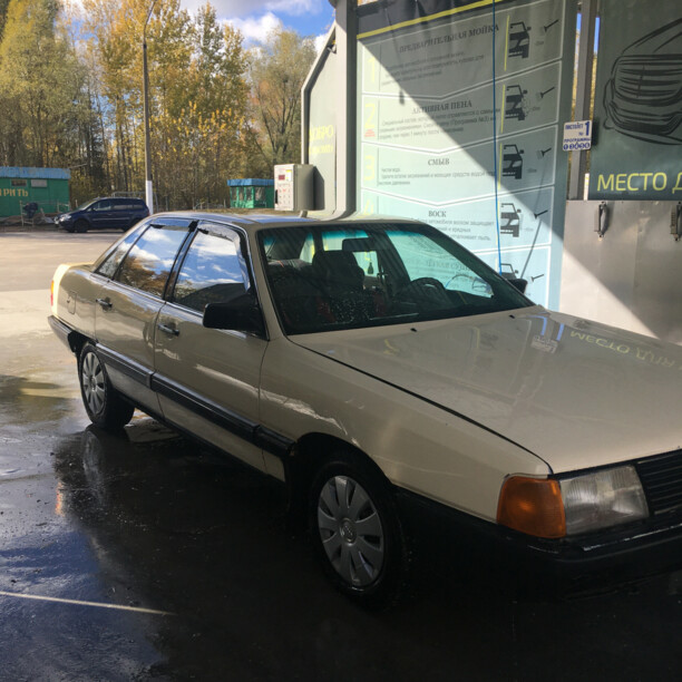 Audi 100 С3, 1983 г.