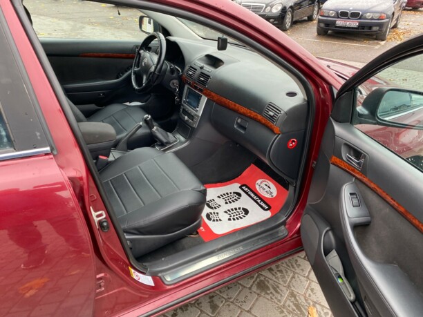Toyota Avensis II (T250), 2004 г.