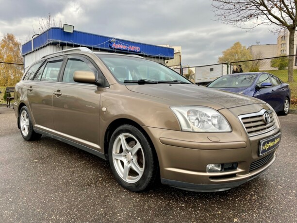 Toyota Avensis II (T250), 2003 г.
