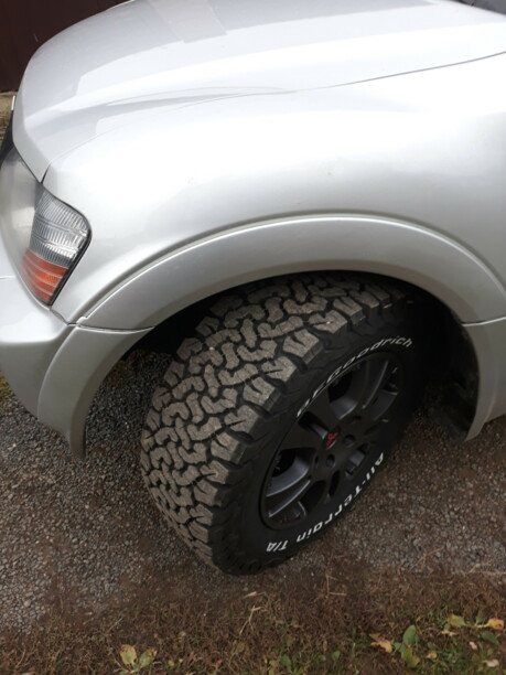 Mitsubishi Pajero III, 7 мест, 2000 г.