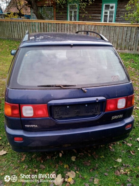 Toyota Picnic, 7 мест, 1999 г.
