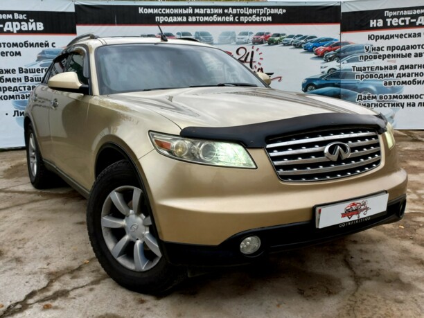 Infiniti FX I, 2002 г.