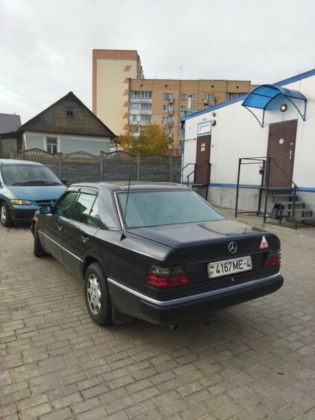 Mercedes-Benz E-Класс W124, S124, C124, A124, 1993 г.