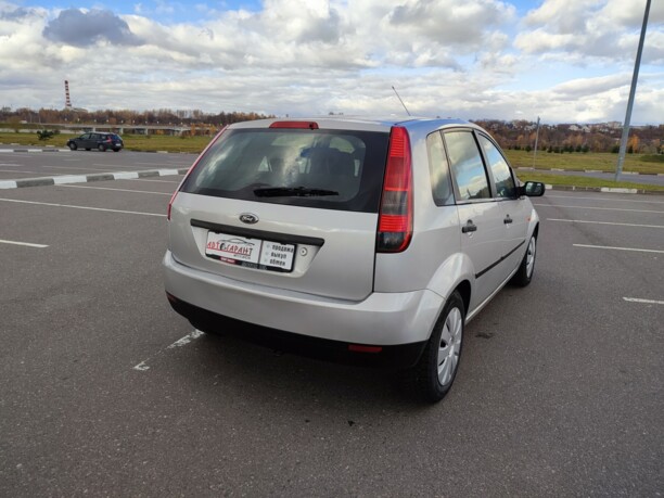 Ford Fiesta V, 2004 г.
