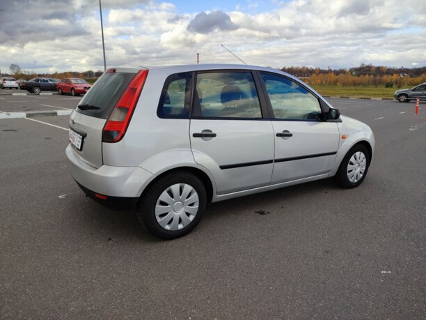 Ford Fiesta V, 2004 г.