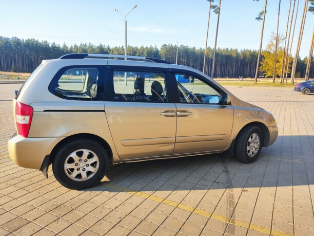 Kia Carnival II, 7 мест, 2008 г.