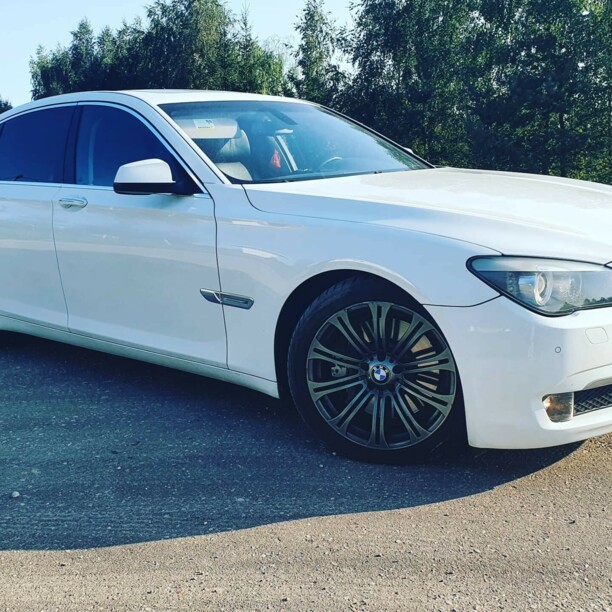 BMW 7 серия F01, F04, 2009 г.