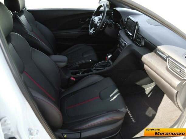 Hyundai Veloster I · Рестайлинг, 2020 г.