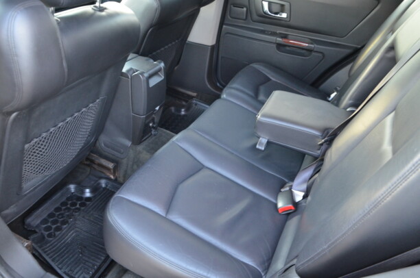 Cadillac SRX I, 7 мест, 2005 г.
