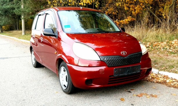 Toyota Yaris Verso, 1999 г.
