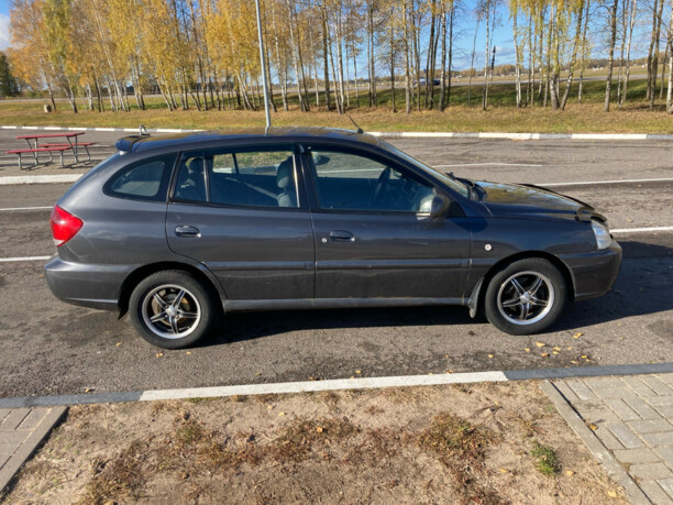 Kia Rio I · Рестайлинг, 2005 г.
