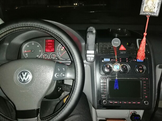 Volkswagen Touran I, 7 мест, 2005 г.