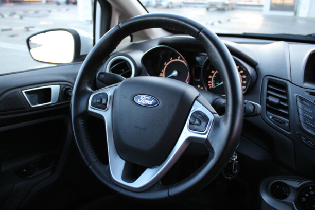 Ford Fiesta VI · Рестайлинг, 2014 г.