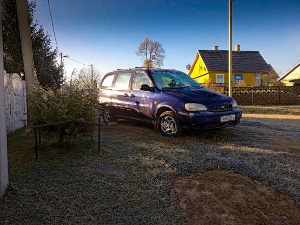 Kia Carnival I, 7 мест, 1999 г.