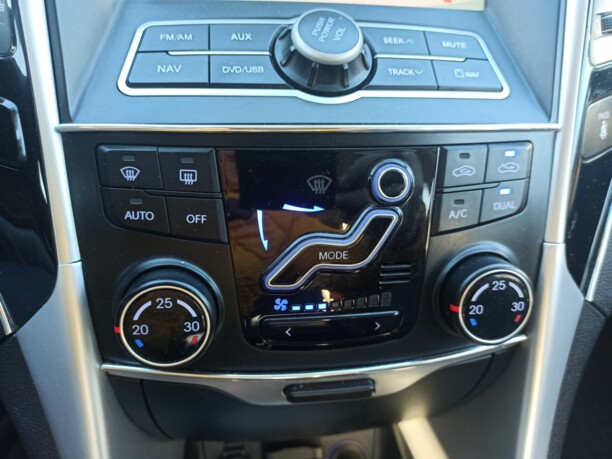 Hyundai Sonata YF, 2010 г.