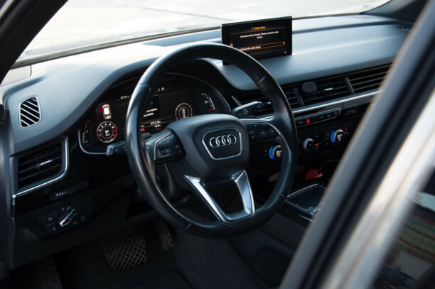 Audi Q7 4M, 7 мест, 2016 г.