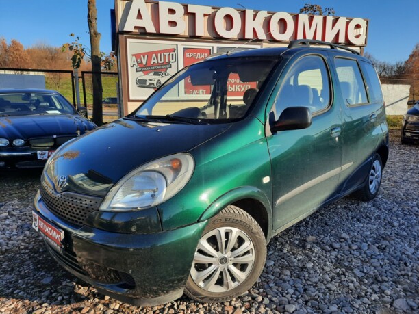Toyota Yaris Verso, 2000 г.