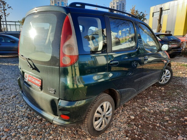 Toyota Yaris Verso, 2000 г.