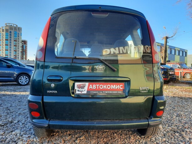 Toyota Yaris Verso, 2000 г.