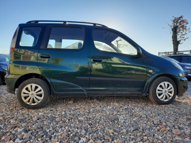 Toyota Yaris Verso, 2000 г.