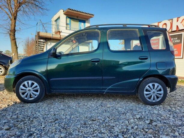 Toyota Yaris Verso, 2000 г.