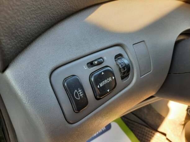 Toyota Yaris Verso, 2000 г.