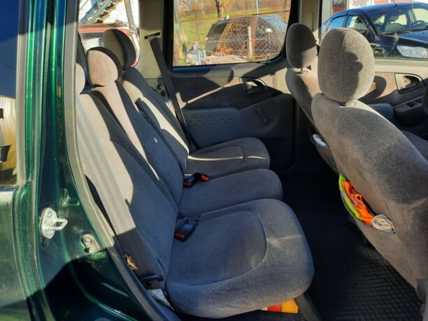 Toyota Yaris Verso, 2000 г.