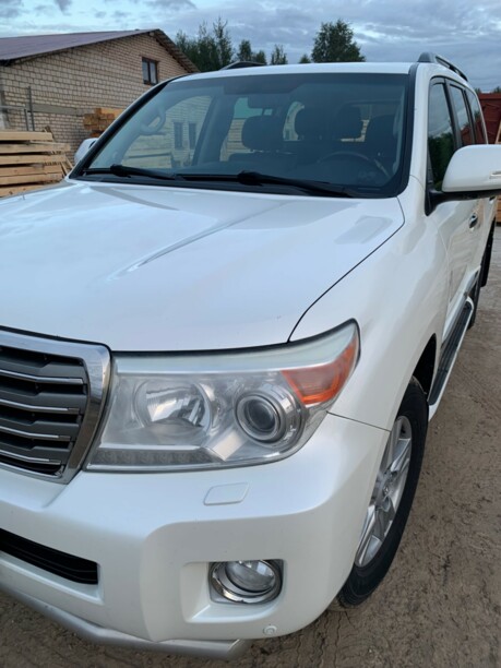 Toyota Land Cruiser J200 · Рестайлинг, 7 мест, 2013 г.