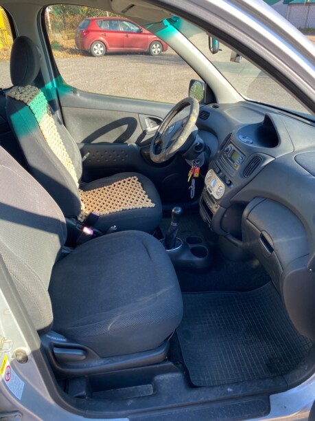 Toyota Yaris Verso, 2005 г.